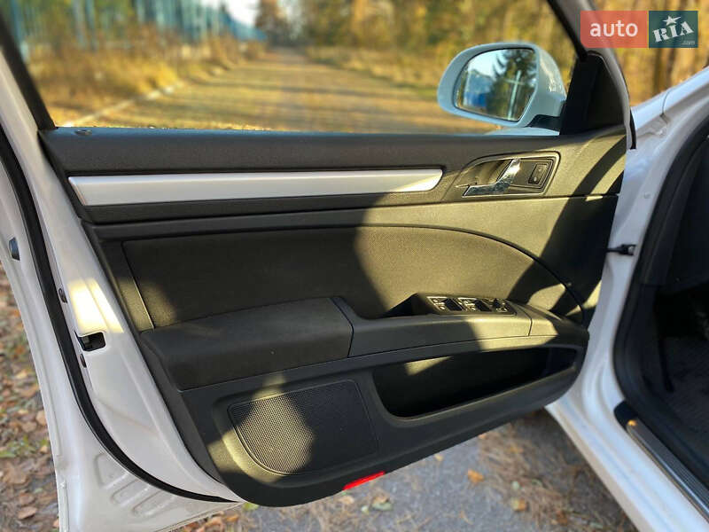 Ліфтбек Skoda Superb 2012 в Бучі фото 10 Ліфтбек Skoda Superb 2012 в Бучі