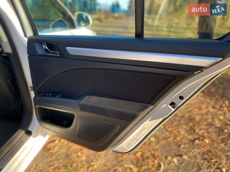 Ліфтбек Skoda Superb 2012 в Бучі фото 23 Ліфтбек Skoda Superb 2012 в Бучі