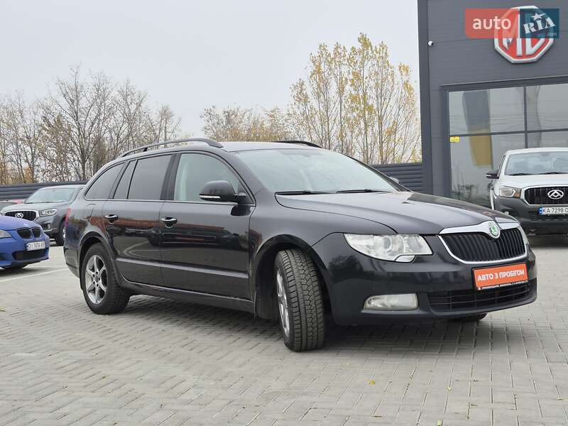 Универсал Skoda Superb 2011 в Кропивницком фото 3 Универсал Skoda Superb 2011 в Кропивницком