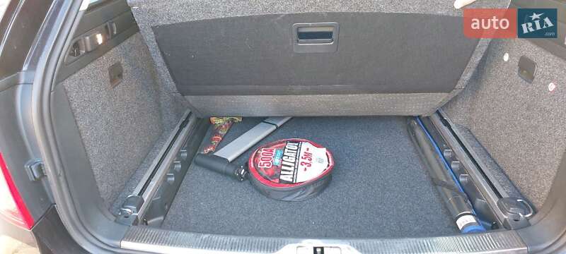 Универсал Skoda Superb 2013 в Киеве