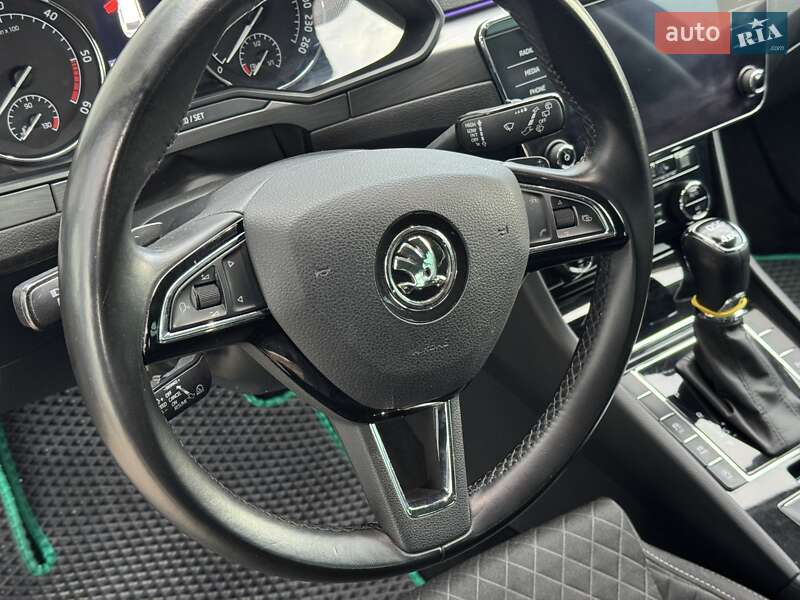 Універсал Skoda Superb 2018 в Чернівцях