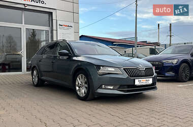 Універсал Skoda Superb 2018 в Чернівцях