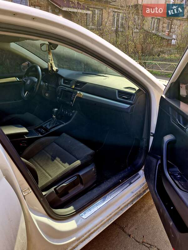 Ліфтбек Skoda Superb 2016 в Києві фото 2 Ліфтбек Skoda Superb 2016 в Києві