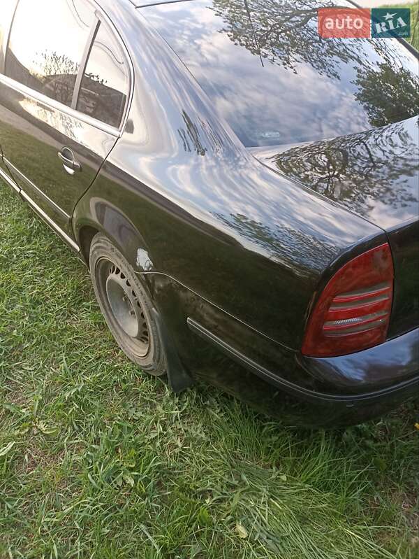 Лифтбек Skoda Superb 2002 в Харькове