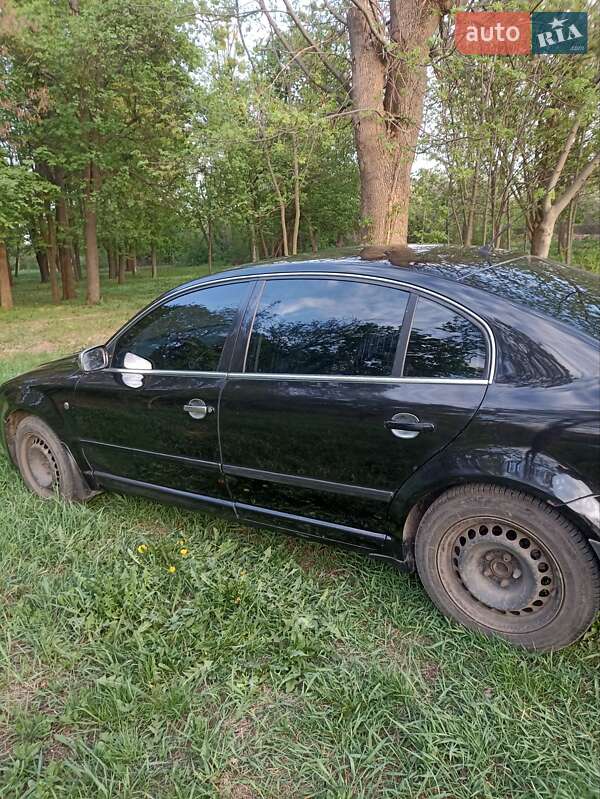 Лифтбек Skoda Superb 2002 в Харькове