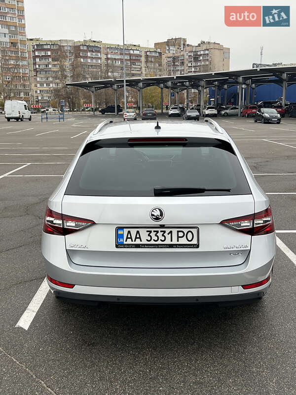 Универсал Skoda Superb 2019 в Киеве