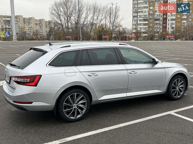 Универсал Skoda Superb 2019 в Киеве