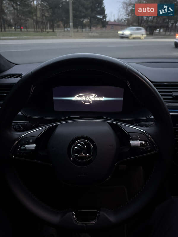 Универсал Skoda Superb 2020 в Днепре