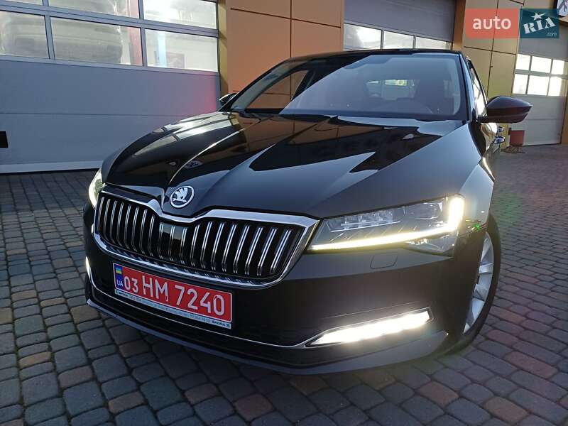 Лифтбек Skoda Superb 2021 в Самборе