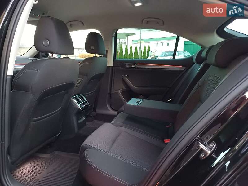 Лифтбек Skoda Superb 2021 в Самборе