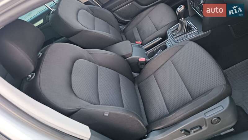 Універсал Skoda Superb 2011 в Сарнах