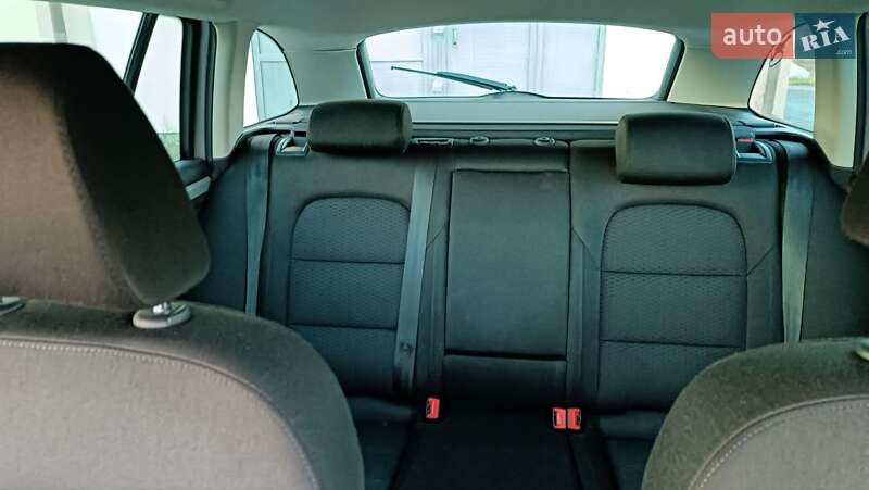 Універсал Skoda Superb 2011 в Сарнах