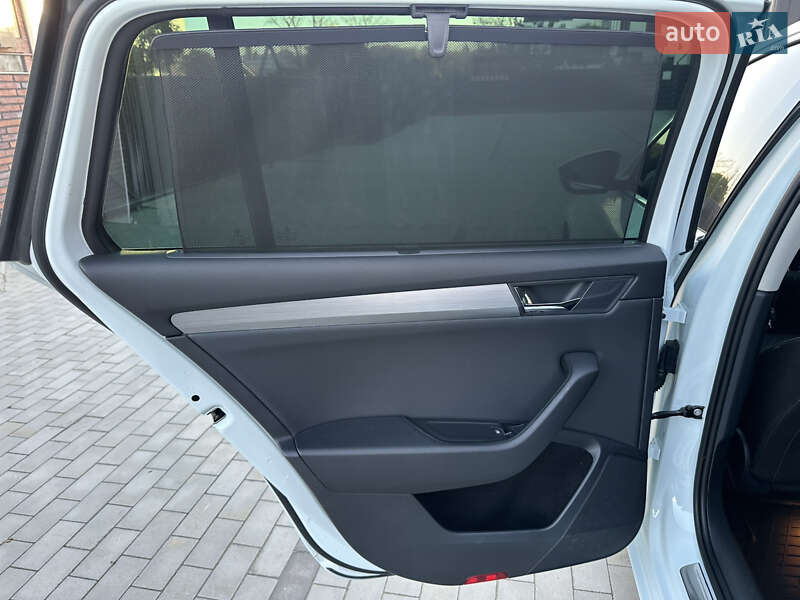 Универсал Skoda Superb 2016 в Умани фото 27 Универсал Skoda Superb 2016 в Умани