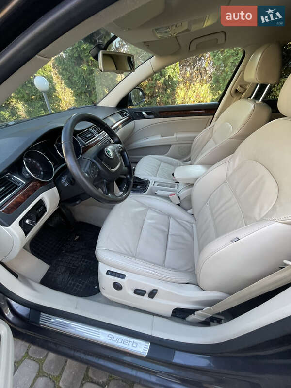 Ліфтбек Skoda Superb 2009 в Луцьку