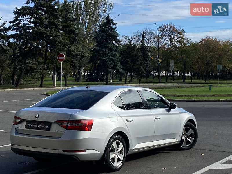 Лифтбек Skoda Superb 2016 в Николаеве фото 3 Лифтбек Skoda Superb 2016 в Николаеве