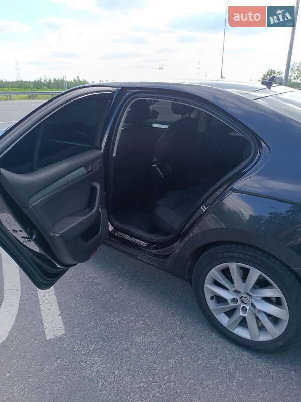 Лифтбек Skoda Superb 2019 в Киеве фото 11 Лифтбек Skoda Superb 2019 в Киеве