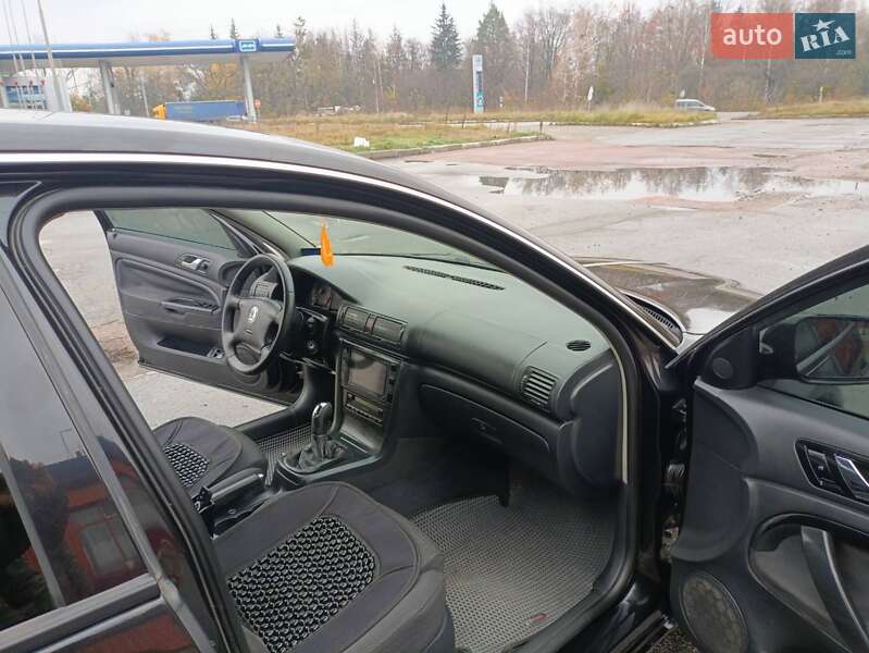 Лифтбек Skoda Superb 2004 в Житомире