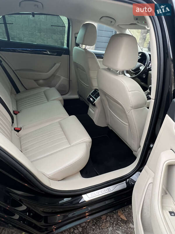 Ліфтбек Skoda Superb 2020 в Львові