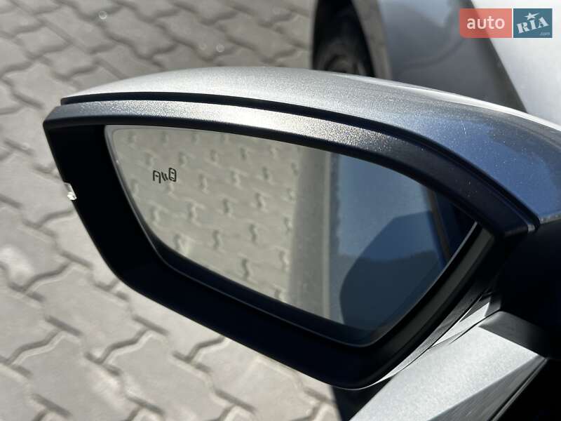 Лифтбек Skoda Superb 2017 в Львове