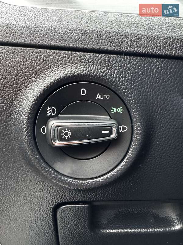 Универсал Skoda Superb 2016 в Киеве фото 12 Универсал Skoda Superb 2016 в Киеве