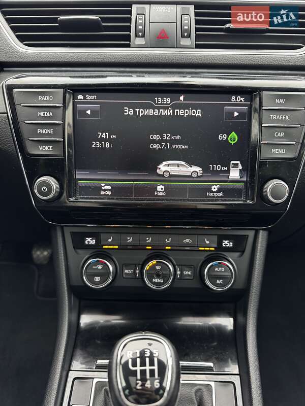 Универсал Skoda Superb 2016 в Киеве фото 26 Универсал Skoda Superb 2016 в Киеве