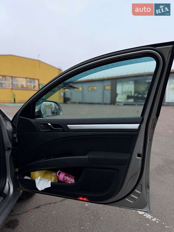 Універсал Skoda Superb 2012 в Житомирі