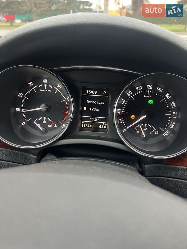 Лифтбек Skoda Superb 2012 в Луцке фото 28 Лифтбек Skoda Superb 2012 в Луцке