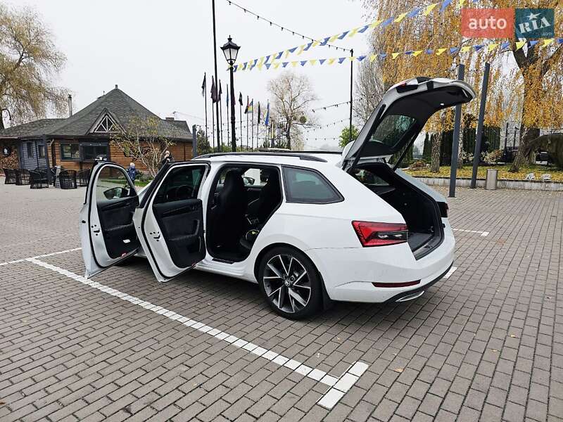 Універсал Skoda Superb 2020 в Вишгороді