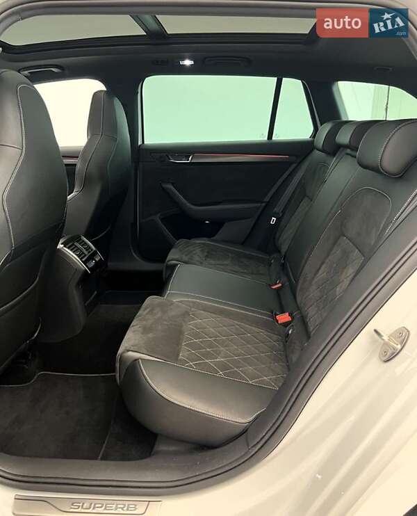 Універсал Skoda Superb 2020 в Вишгороді