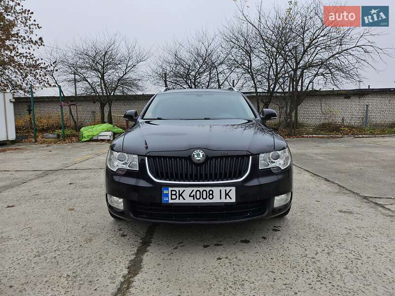 Skoda Superb 2012 Skoda Superb 2012