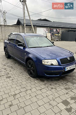 Лифтбек Skoda Superb 2003 в Львове