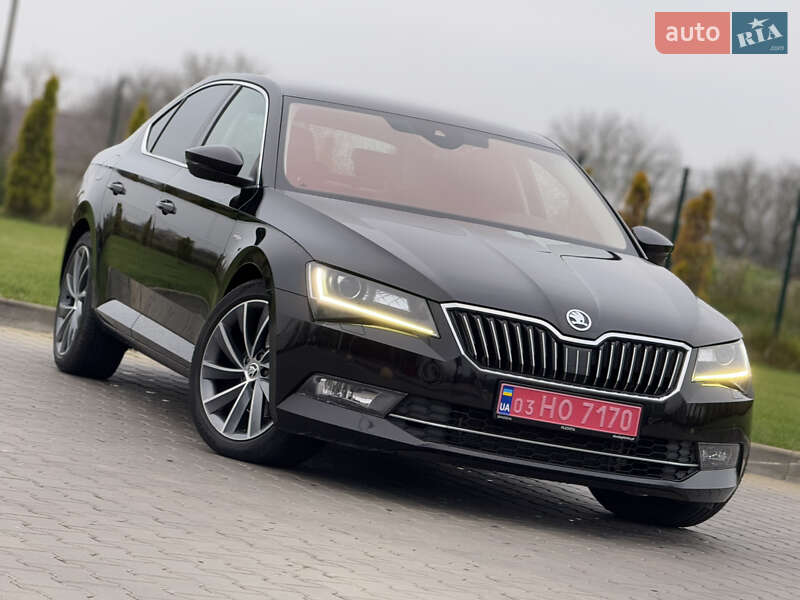 Лифтбек Skoda Superb 2017 в Луцке