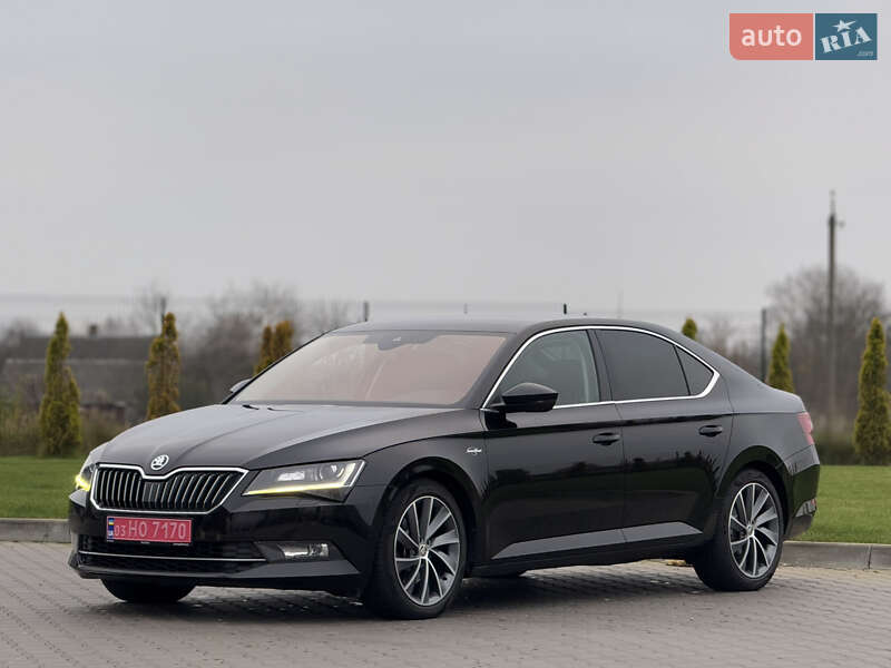 Лифтбек Skoda Superb 2017 в Луцке