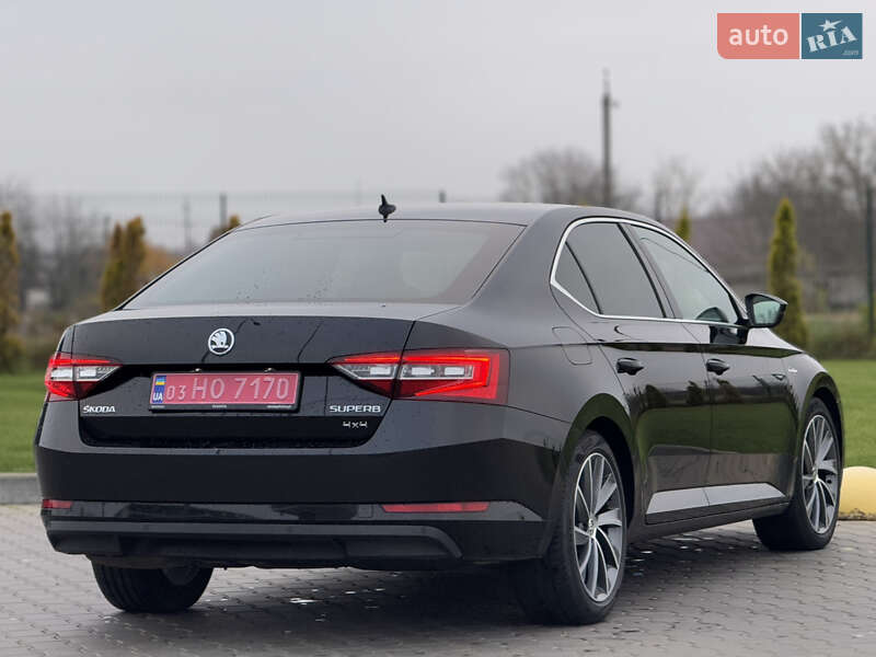Лифтбек Skoda Superb 2017 в Луцке
