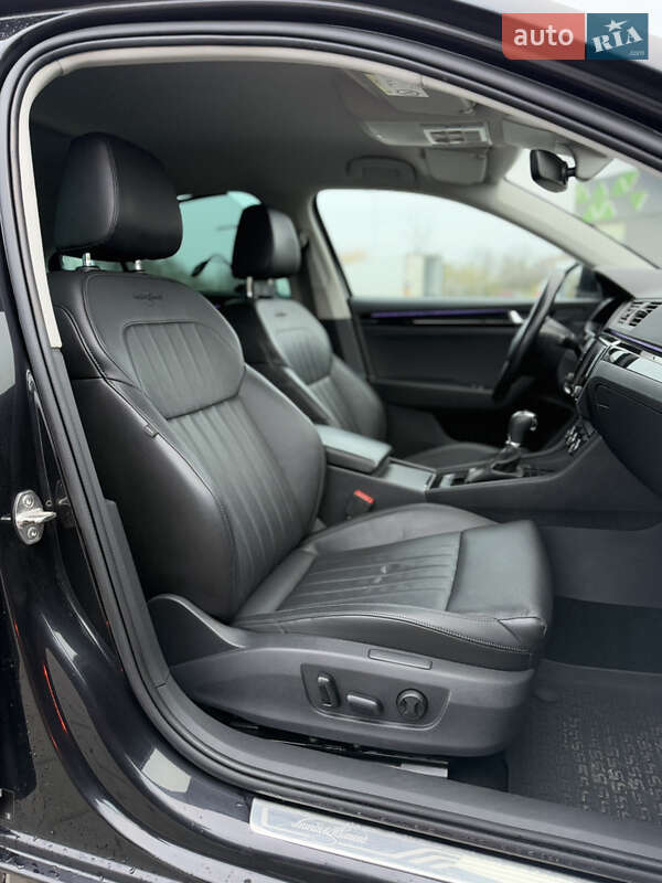 Лифтбек Skoda Superb 2017 в Луцке