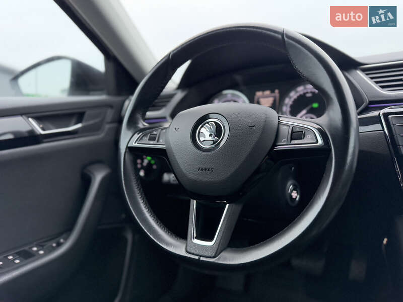 Лифтбек Skoda Superb 2017 в Луцке