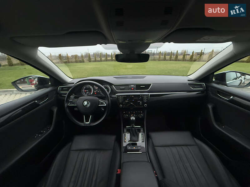 Лифтбек Skoda Superb 2017 в Луцке