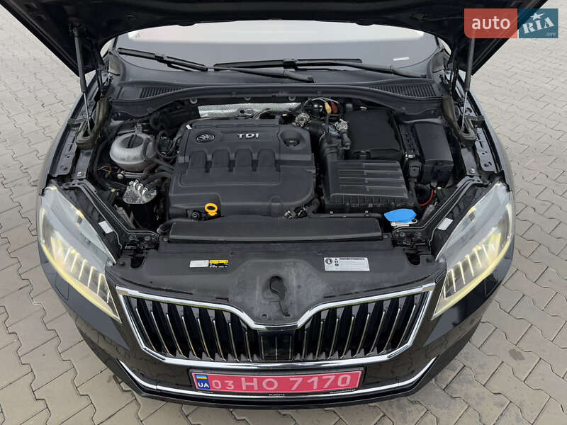 Лифтбек Skoda Superb 2017 в Луцке