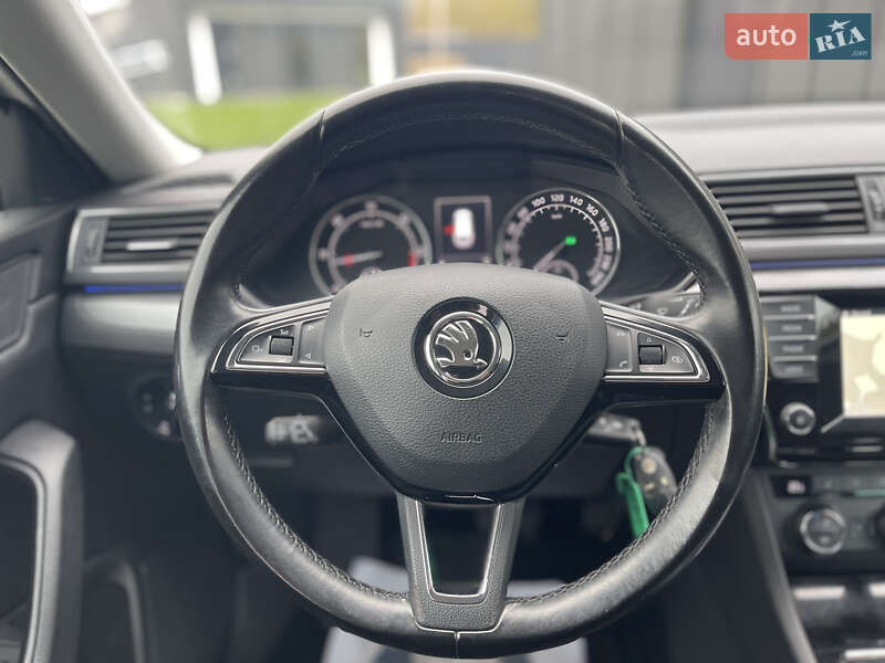 Универсал Skoda Superb 2016 в Радивилове