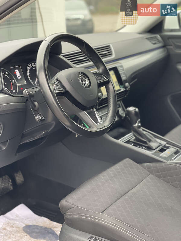 Универсал Skoda Superb 2016 в Радивилове