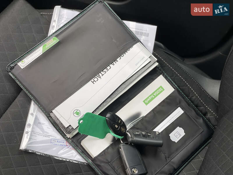 Универсал Skoda Superb 2016 в Радивилове