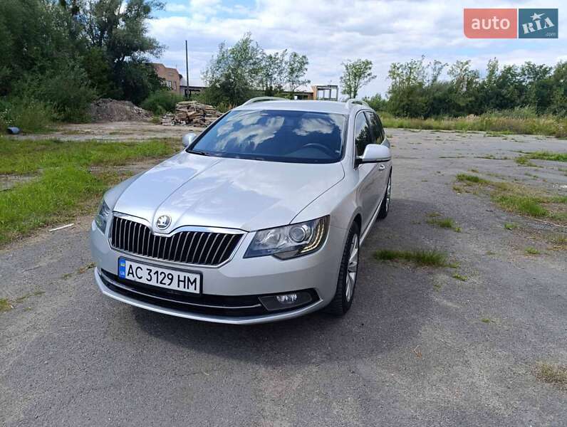 Універсал Skoda Superb 2013 в Ковелі