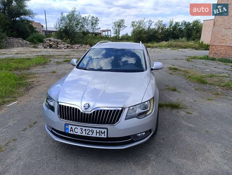 Універсал Skoda Superb 2013 в Ковелі