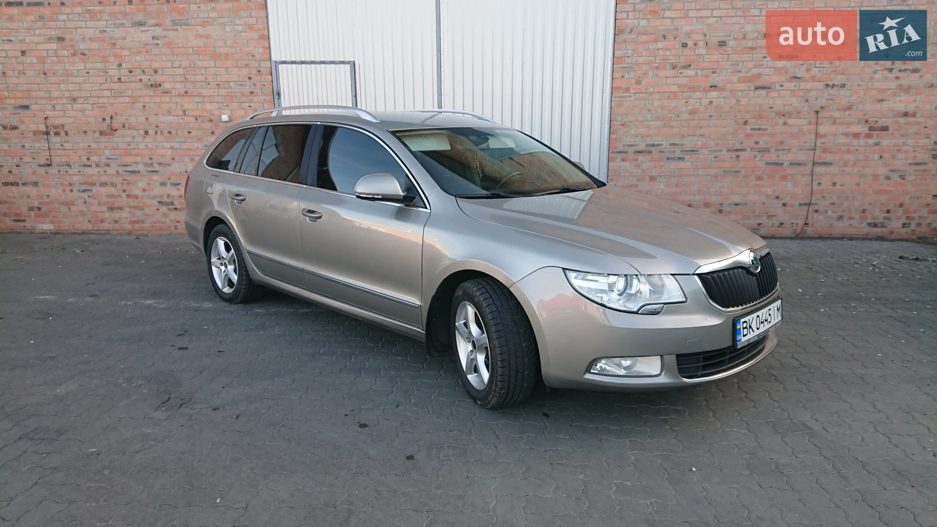2011 Skoda Superb - мініатюра 3