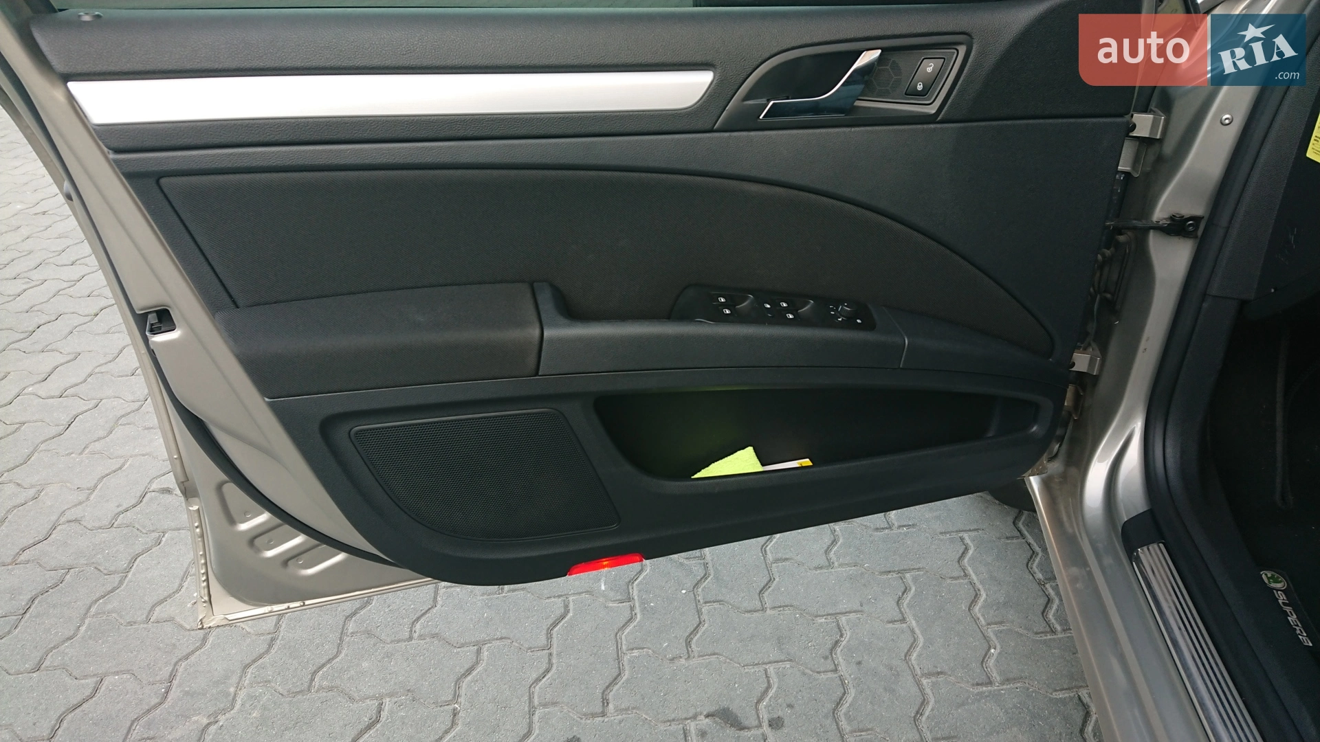 2011 Skoda Superb - мініатюра 16