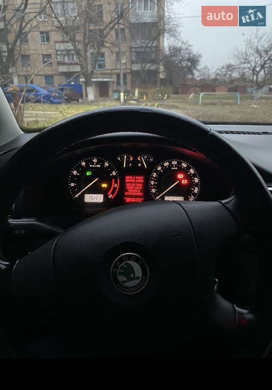 Лифтбек Skoda Superb 2006 в Кривом Роге