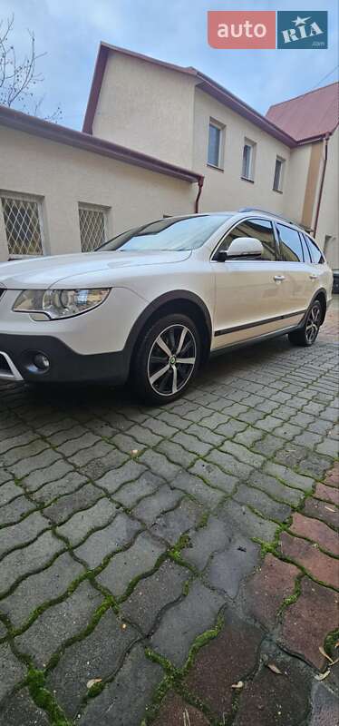 Універсал Skoda Superb 2012 в Тернополі