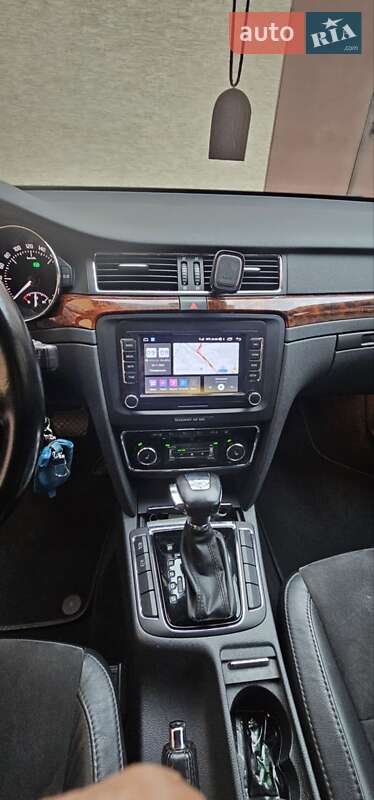 Універсал Skoda Superb 2012 в Тернополі