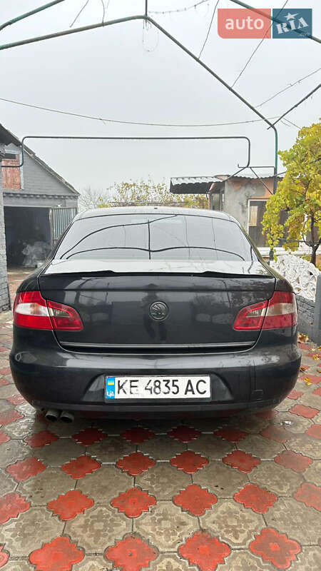 Лифтбек Skoda Superb 2012 в Кривом Роге