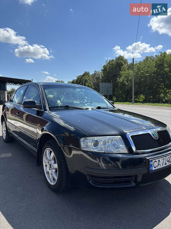 Лифтбек Skoda Superb 2004 в Христиновке фото 10 Лифтбек Skoda Superb 2004 в Христиновке